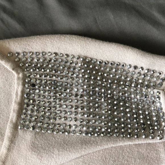 Sweater - Picture 3 of 4